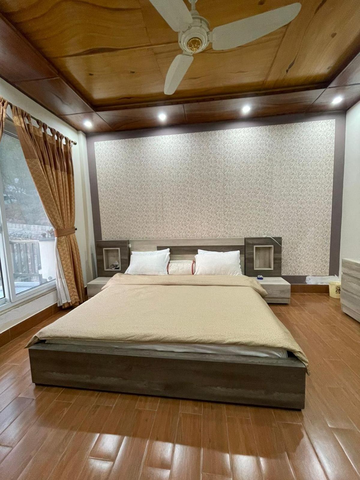 Roof Top Resort Murree Extérieur photo